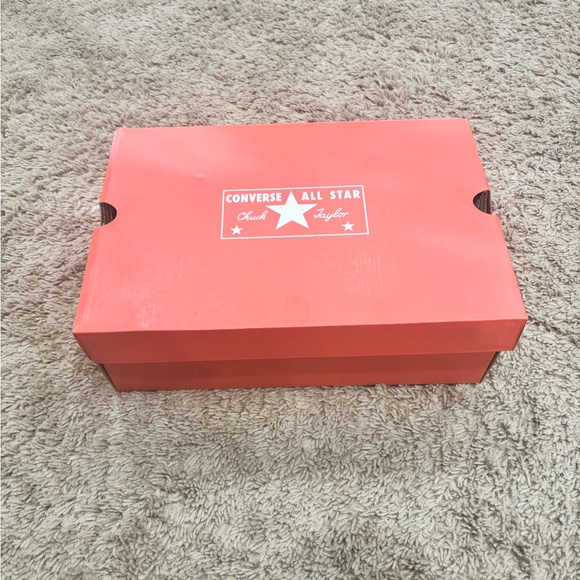 DESCRIPTION
The Chuck Taylor All Star 1970s 'The Great Outdoors' collectors add. - Picture 7 of 8